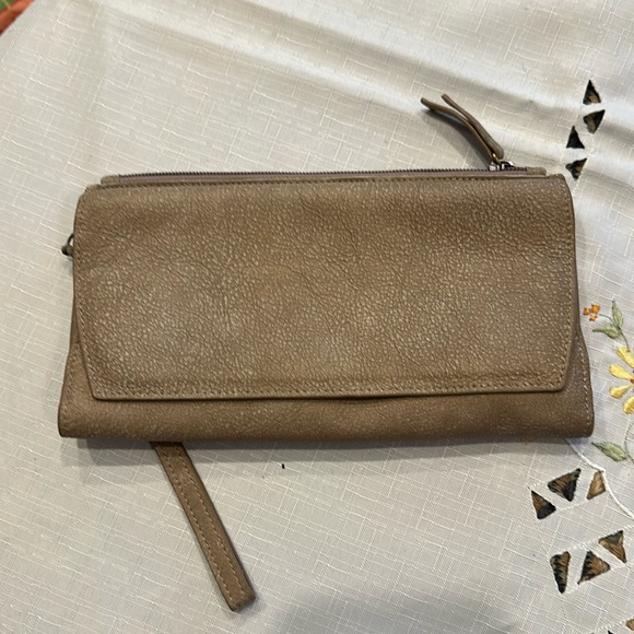 emanuel Handbags - Leather Wristlet